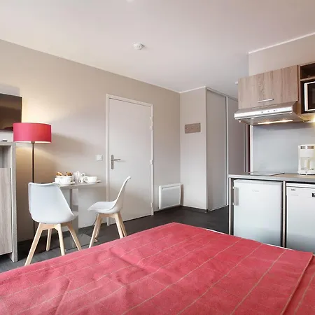 Apartahotel Résidence Odalys Le Village De Praroustan 4*